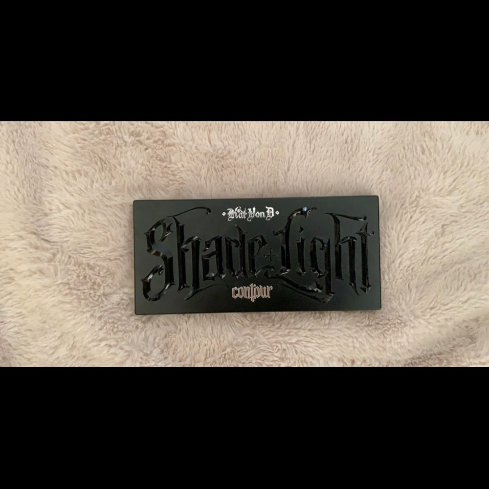 Kat Von D Shade + Light Contour Kit